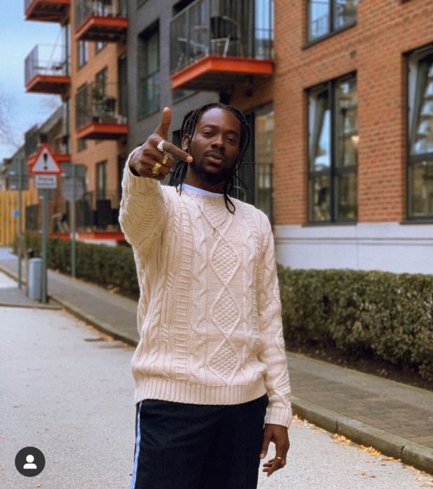 Adekunle Gold Criticizes US Embassy In Nigeria After Visiting US Embassy In UK 37