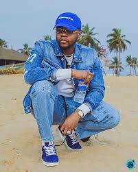 Kizz Daniel Shows Off His Fleet Of Cars 1