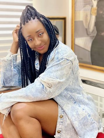 Actress Ini Edo Gifts N300,000 To 30 Fans 1