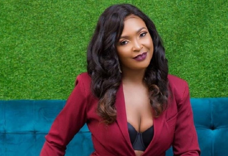 Blessing Okoro Demonstrates How Women Should Act During S3x (Video) 1