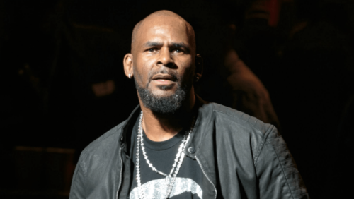 Fans Sympathize With R. Kelly After YouTube Removed His Channels 2