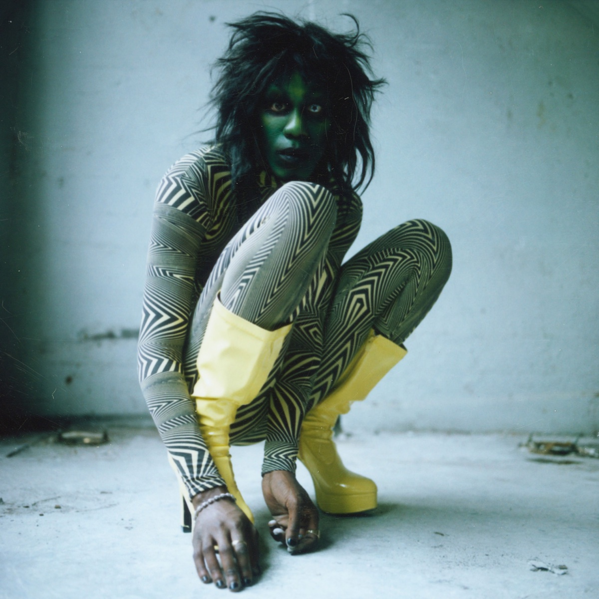 ALBUM: Yves Tumor – Praise A Lord Who Chews But Which Does Not Consume; (Or Simply, Hot Between Worlds) 3