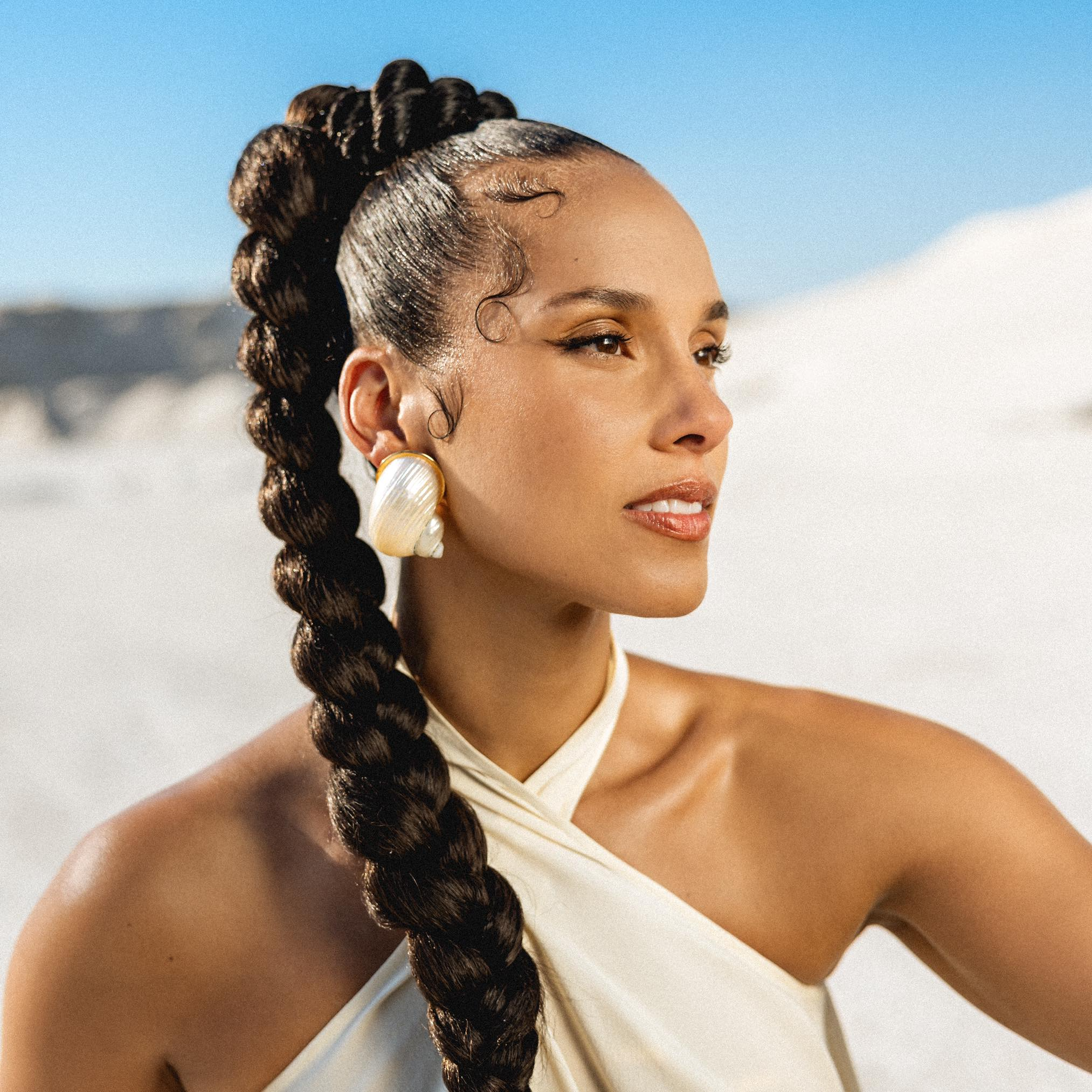 Alicia Keys – Golden Child 1