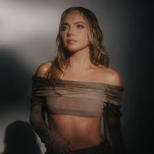 Danielle Bradbery – Danielle [Ep] 1